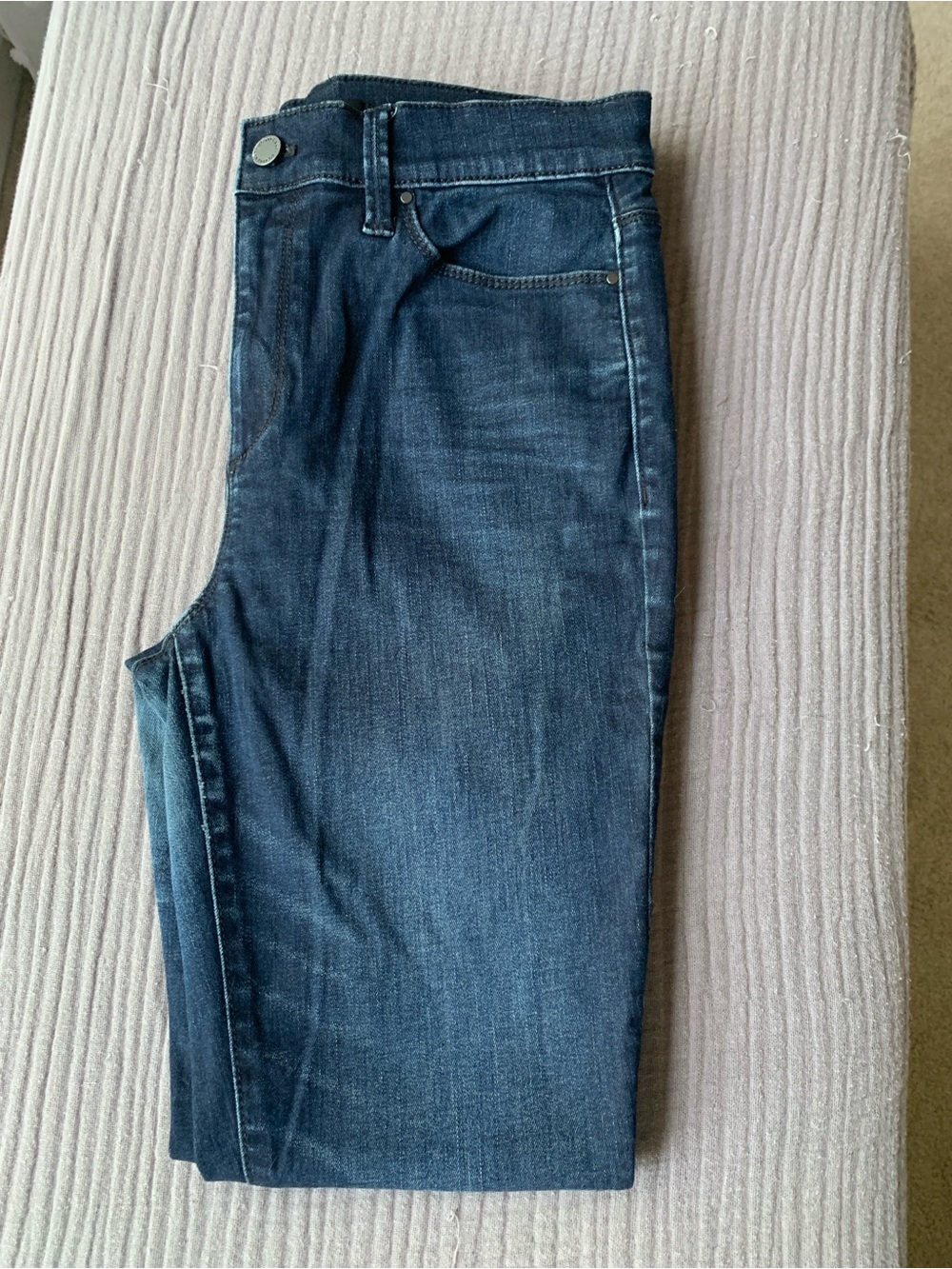 HIGH RISE Ann Taylor Skinny Jeans in Dark Blue Wash